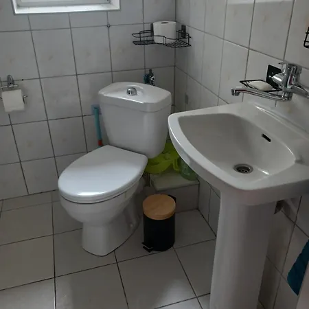 Apartament W Cichej Dzielnicy